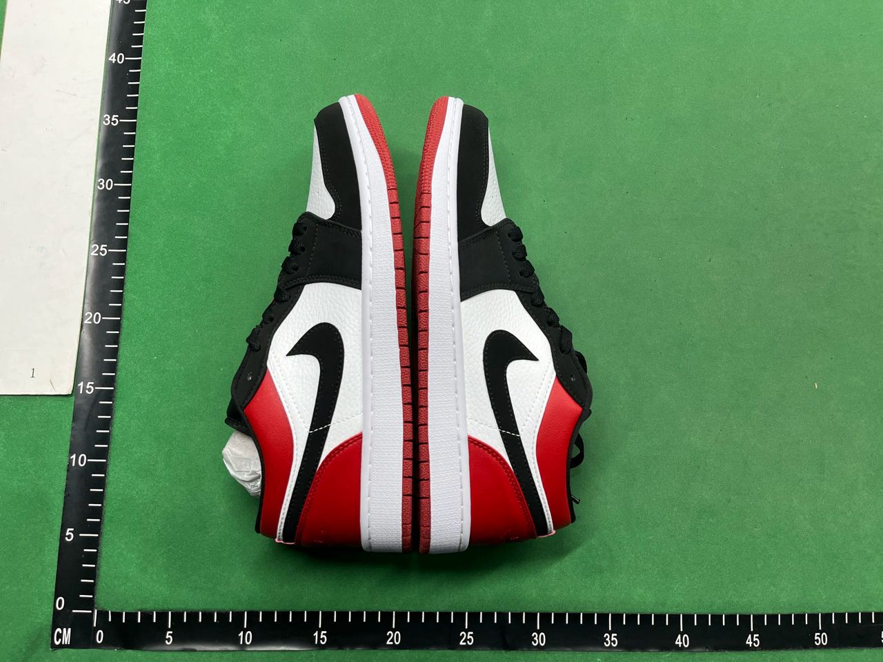 XC  Batch  Jordan 1 Low  -2