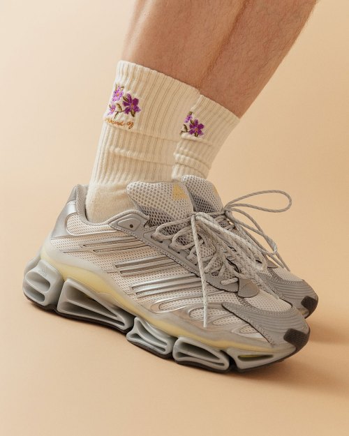 First Look At The adidas Mega X(pic2)