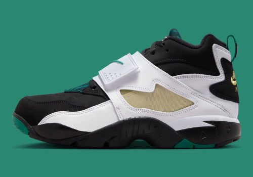 The Nike Air Diamond Turf” Emerald” Returns Fall 2025(pic1) The Nike Air Diamond Turf” Emerald” Returns Fall 2025(pic1)